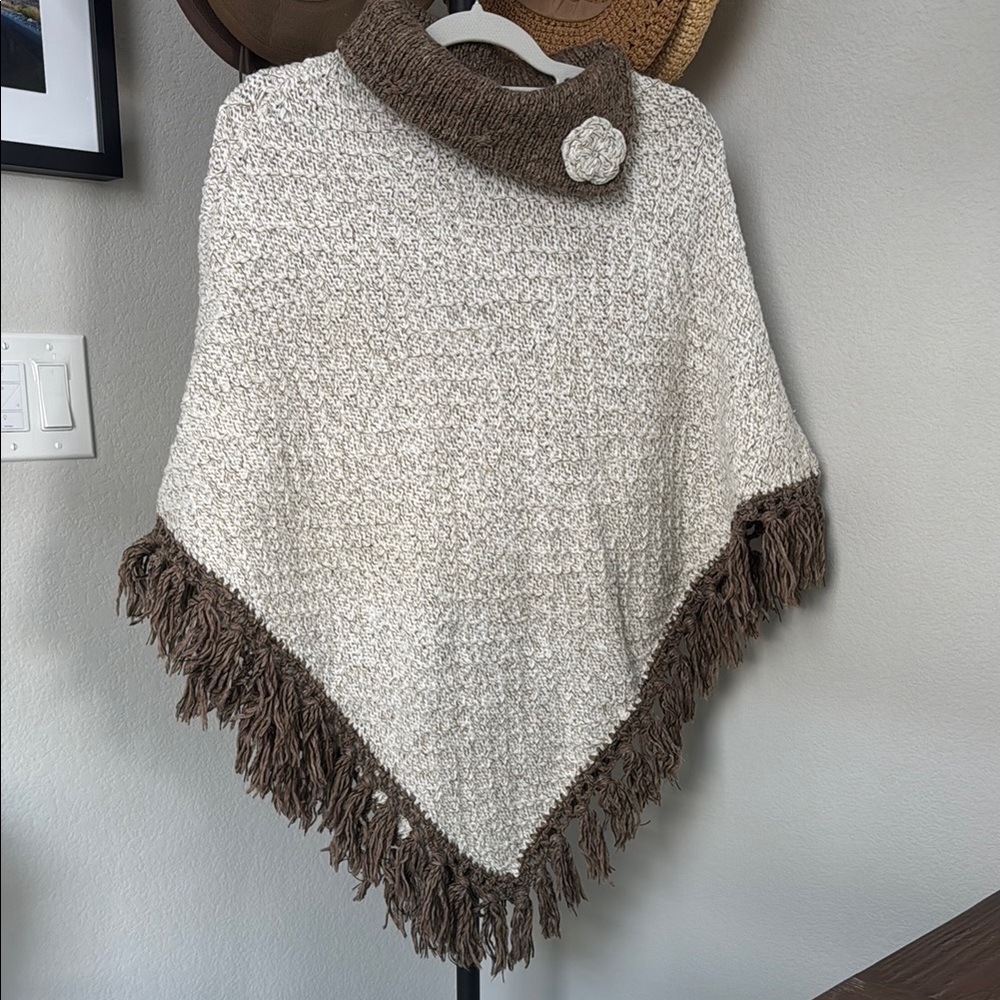 Handmade Portuguese Cream and Brown Poncho with Fringe